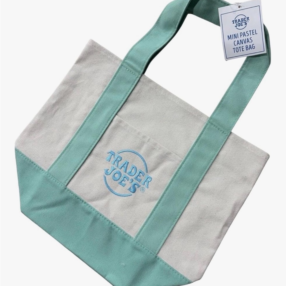 🌿 Trader Joe’s Mini Pastel Green Canvas Tote Bag 💚